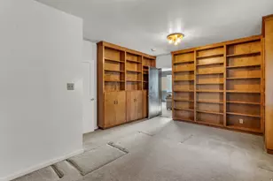 2242 E Kensington Ave S, Salt Lake City, UT 84108 - Photo 15