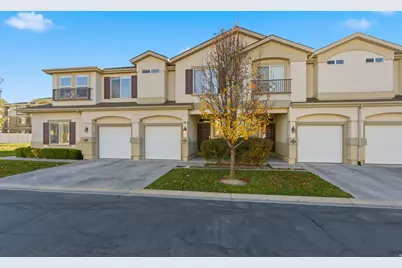 202 E Alpine Trail Dr S, Draper, UT 84020 - Photo 1