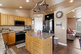 5999 S 3200 W, Roy, UT 84067 - Photo 3