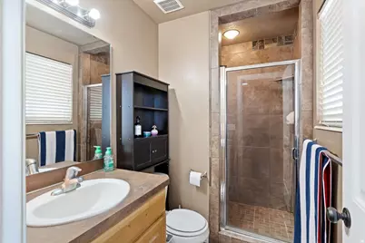 5999 S 3200 W, Roy, UT 84067 - Photo 17