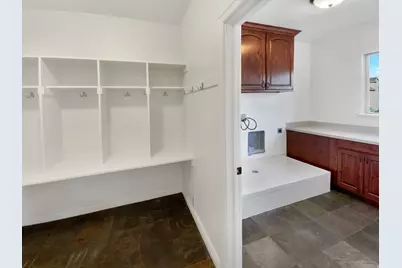 969 S View Crest Ln, Kaysville, UT 84037 - Photo 13