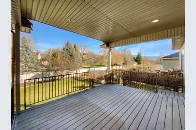 969 S View Crest Ln, Kaysville, UT 84037 - Photo 27