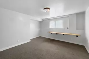 969 S View Crest Ln, Kaysville, UT 84037 - Photo 25