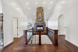 969 S View Crest Ln, Kaysville, UT 84037 - Photo 9