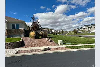 7253 N Skyview Ln, Eagle Mountain, UT 84005 - Photo 27