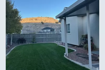 7253 N Skyview Ln, Eagle Mountain, UT 84005 - Photo 13