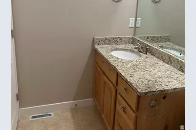 7253 N Skyview Ln, Eagle Mountain, UT 84005 - Photo 7