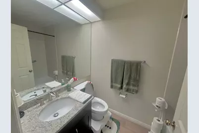 48 W 300 S #2106 N, Salt Lake City, UT 84101 - Photo 19