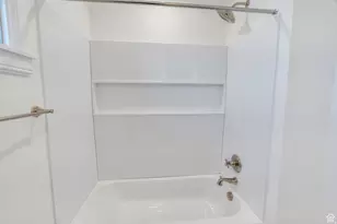 5628 W Hawthorn Ln, Herriman, UT 84096 - Photo 17