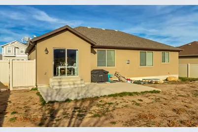 653 Stonebrook Ln, Santaquin, UT 84655 - Photo 39