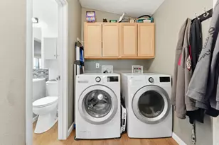 989 Yucca Dr W, Taylorsville, UT 84123 - Photo 11