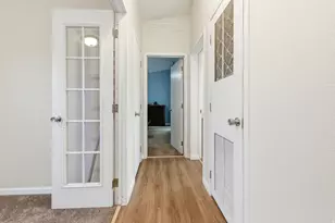 989 Yucca Dr W, Taylorsville, UT 84123 - Photo 9