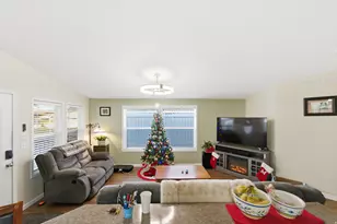 989 Yucca Dr W, Taylorsville, UT 84123 - Photo 7