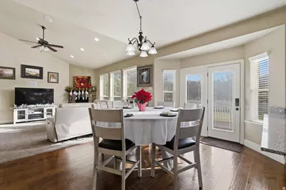 512 E Ridge Dr, Alpine, UT 84004 - Photo 13