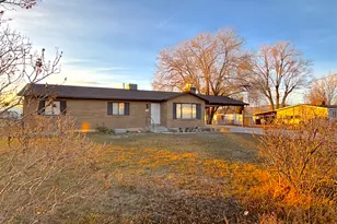 430 S 400 W, Mount Pleasant, UT 84647 - Photo 1