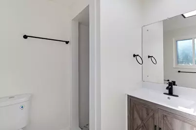 711 W 4300 S, Riverdale, UT 84405 - Photo 19