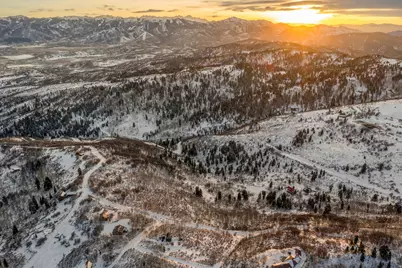 2560 S Valley View Rd #1, Wanship, UT 84017 - Photo 7