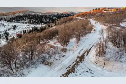 2560 S Valley View Rd #1, Wanship, UT 84017 - Photo 11