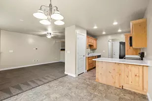 1634 N 450 E, Ogden, UT 84404 - Photo 7