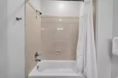 5160 W Villas #6-305, Hurricane, UT 84737 - Photo 19