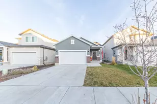 1694 S Hayfield Dr, West Haven, UT 84401 - Photo 23