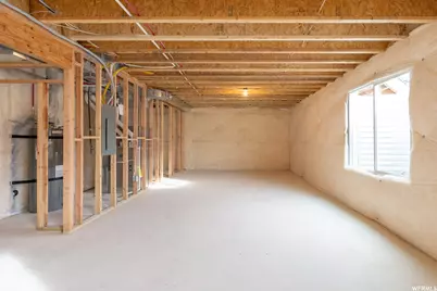 1353 W Mapleton Ct, Mapleton, UT 84664 - Photo 27