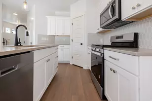 1551 W Banner Dr, Saratoga Springs, UT 84045 - Photo 9