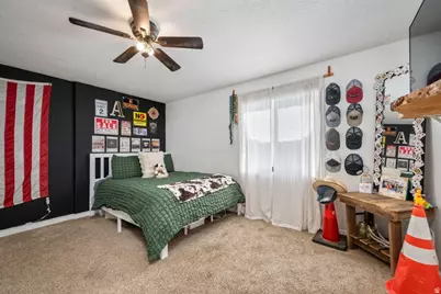 2026 E Saddleback View Dr, Enoch, UT 84721 - Photo 23
