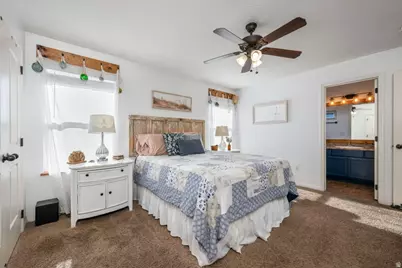 2026 E Saddleback View Dr, Enoch, UT 84721 - Photo 15