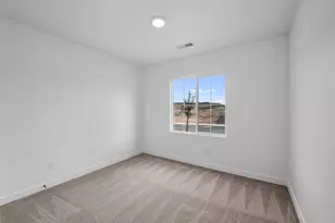 369 N Fire Rock Way, Hurricane, UT 84737 - Photo 9