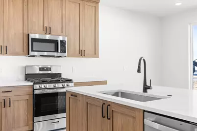 593 E Shelley Ln W #203, Grantsville, UT 84029 - Photo 11