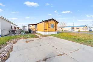 900 W Main St, Tremonton, UT 84337 - Photo 23
