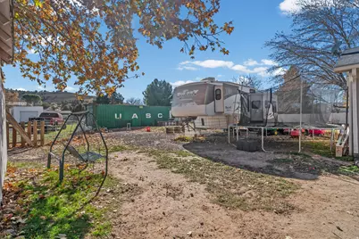 1217 W Topaz Rd, Saint George, UT 84770 - Photo 43