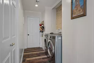 2101 E 6425 S, Holladay, UT 84121 - Photo 23