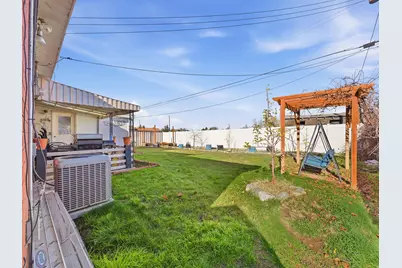 297 W 750 N, Clearfield, UT 84015 - Photo 21