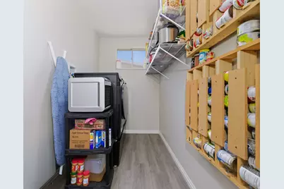 297 W 750 N, Clearfield, UT 84015 - Photo 17