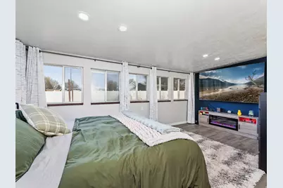 297 W 750 N, Clearfield, UT 84015 - Photo 9