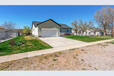 75 N 100 W, Fillmore, UT 84631 - Photo 61