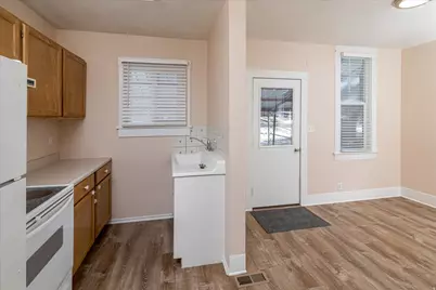 119 N 200 E, Smithfield, UT 84335 - Photo 9