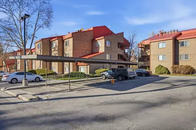 4824 S Highland Cir E #204, Holladay, UT 84117 - Photo 17