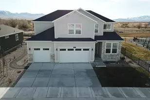 633 W Junegrass Ln, Stansbury Park, UT 84074 - Photo 31