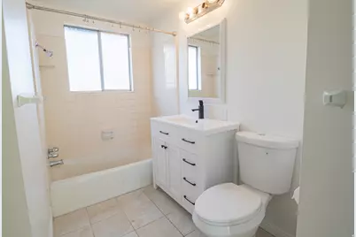 538 W 1875 N, Layton, UT 84041 - Photo 7