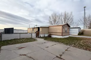 900 W Main St, Tremonton, UT 84337 - Photo 9