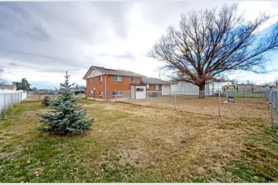 6360 W 5500 S, Hooper, UT 84315 - Photo 9