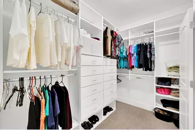 96 Village Square Rd, Centerville, UT 84014 - Photo 23