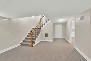 96 Village Square Rd, Centerville, UT 84014 - Photo 29