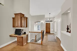 96 Village Square Rd, Centerville, UT 84014 - Photo 9