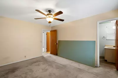 6048 S 2075 E, Holladay, UT 84121 - Photo 15