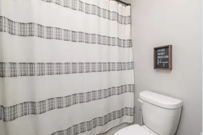 779 N 1925 W, Layton, UT 84041 - Photo 35