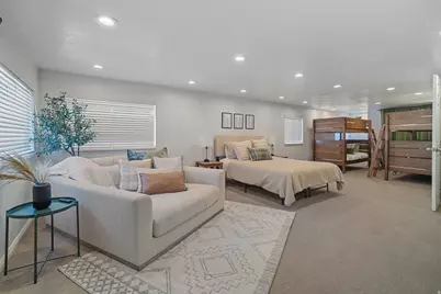 4426 S 3035 E, Holladay, UT 84124 - Photo 21